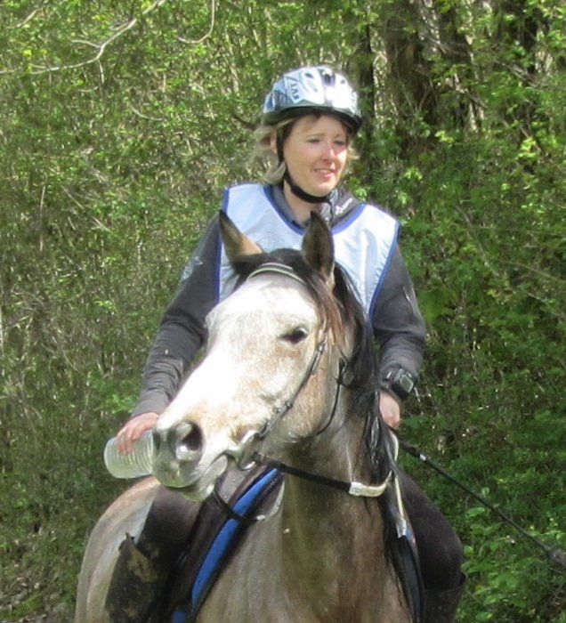 Véronique Pinault avec Radonesik Armor à Givardon (18) en 2012