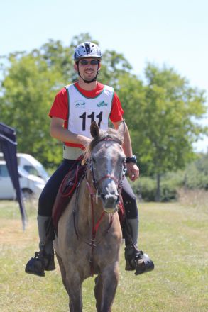 Qualsik Charrière à - ans en 2010 sur les 90 km Jeunes Chevaux à Mainzac.